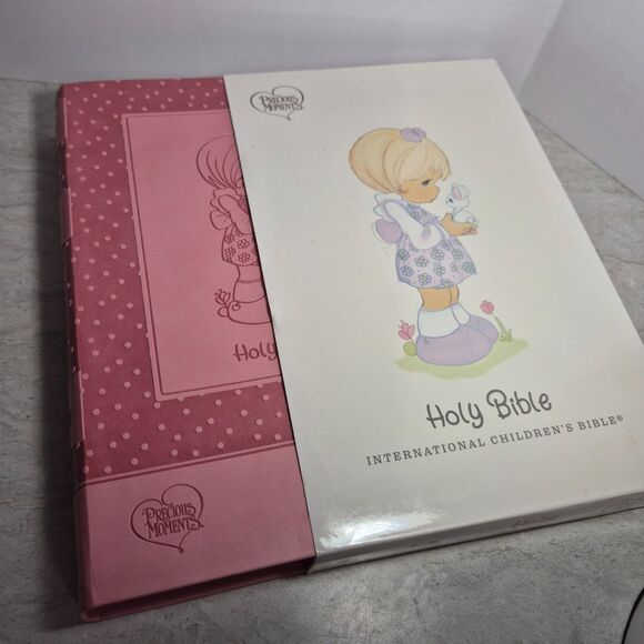 Precious Moments Girl's Bible, Pink Leather Soft 2021 Children's Bible In A Case - Picture 4 of 13
